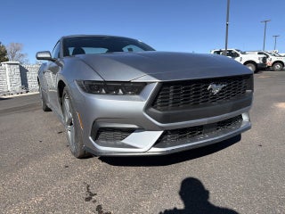 2026 Ford Mustang 2W