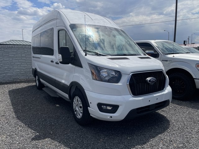 2025 Ford Transit Passenger Wagon XLT