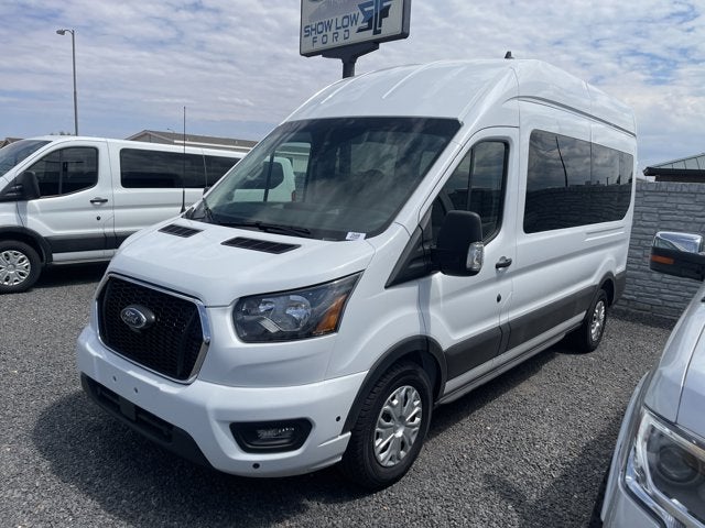 2025 Ford Transit Passenger Wagon XLT