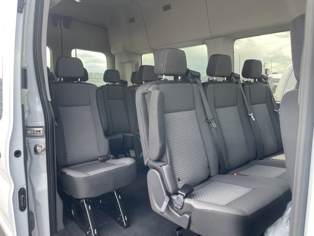 2025 Ford Transit Passenger Wagon XLT