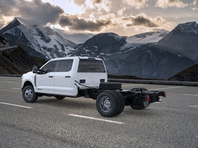 2026 Ford Chassis Cab F-350® XL