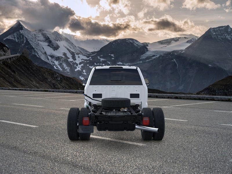 2026 Ford Chassis Cab F-350® XL