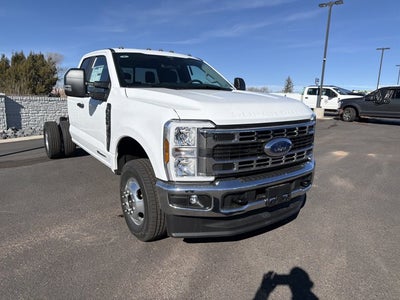 2026 Ford Super Duty F-350 DRW XL