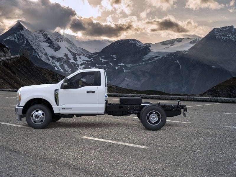 2026 Ford Chassis Cab F-350® XL