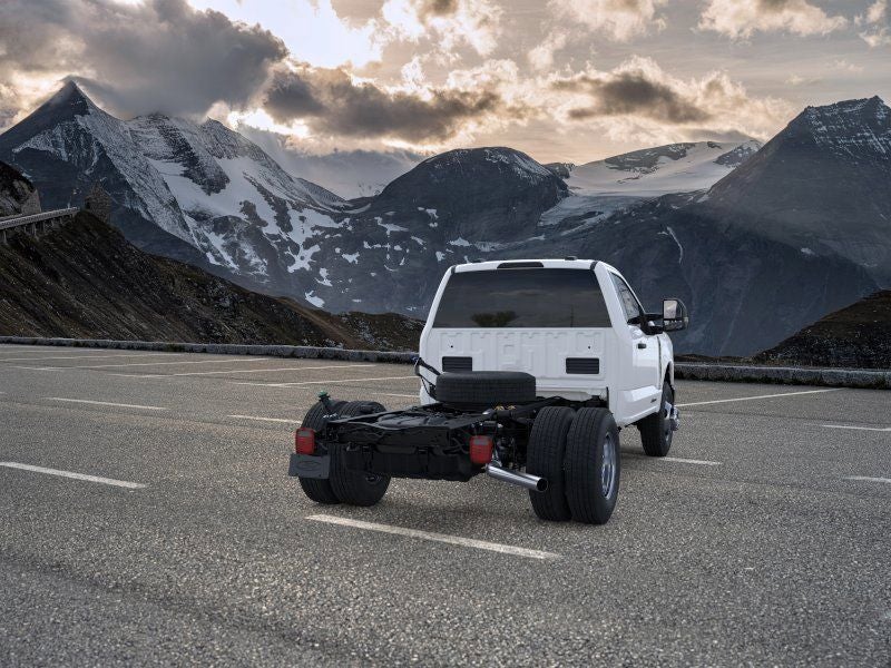 2026 Ford Chassis Cab F-350® XL