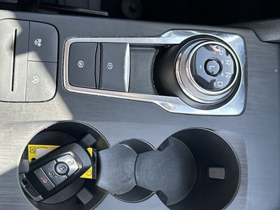 2024 Ford Escape SLF24229