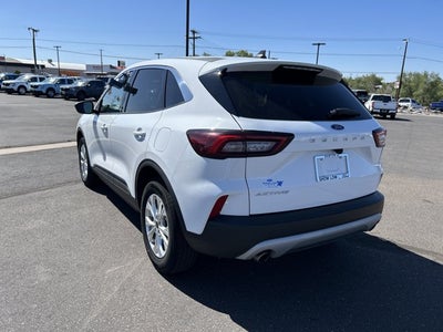 2024 Ford Escape SLF24229