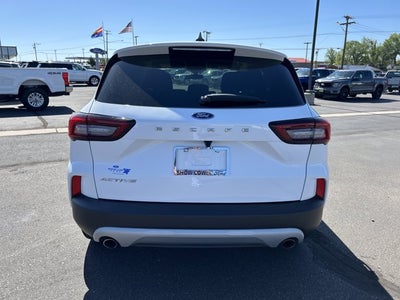 2024 Ford Escape SLF24229