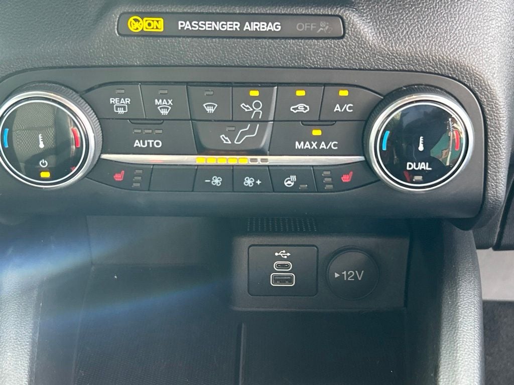 2025 Ford Escape ST-Line Select