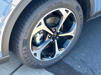 2025 Ford Escape ST-Line Select