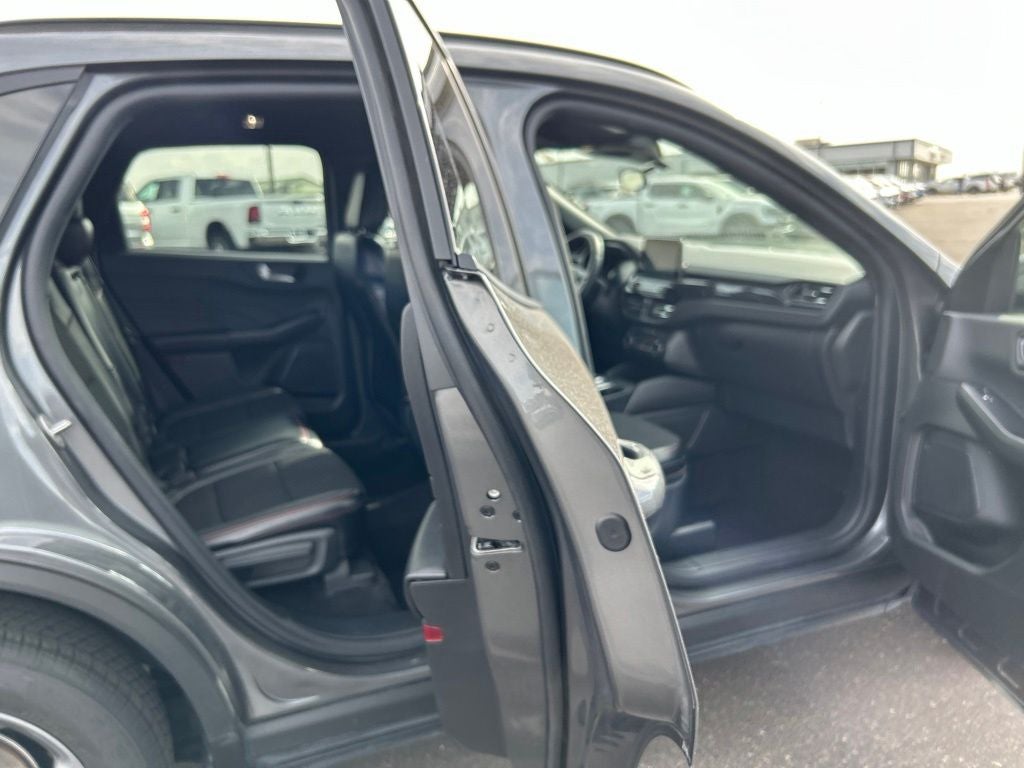 2025 Ford Escape ST-Line Select