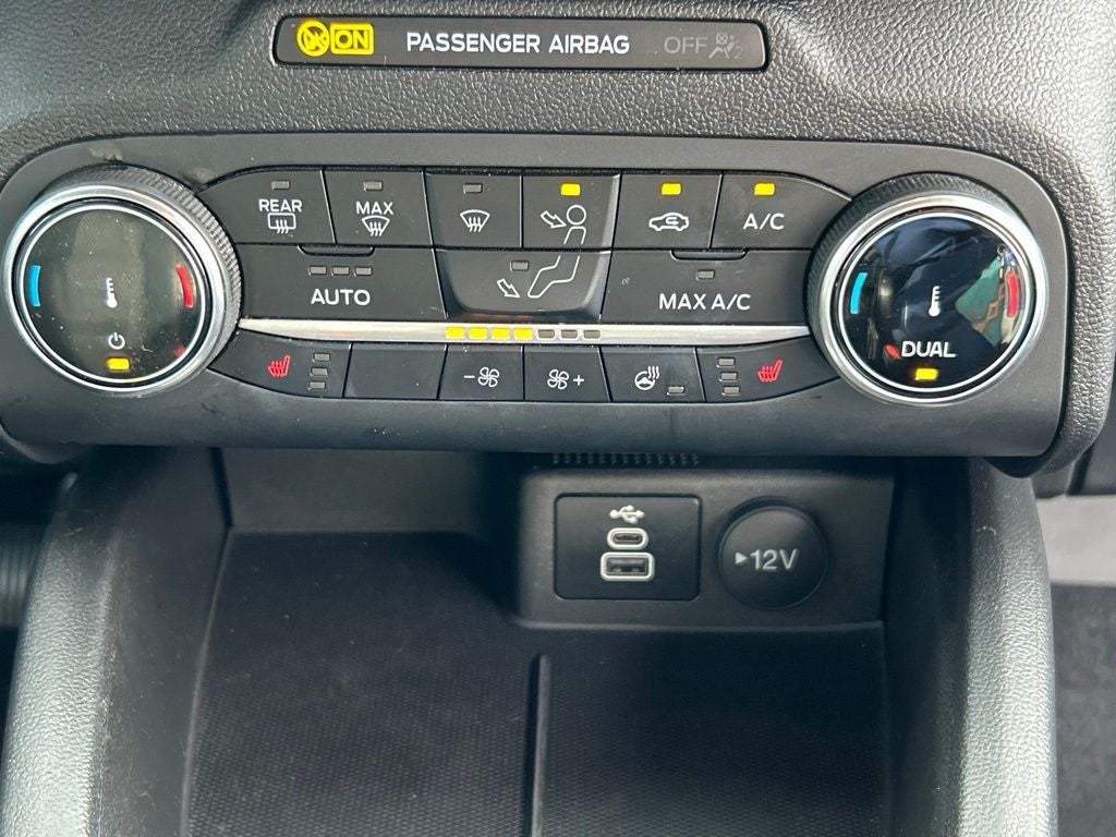 2025 Ford Escape ST-Line Select