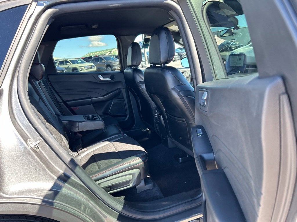 2025 Ford Escape ST-Line Select