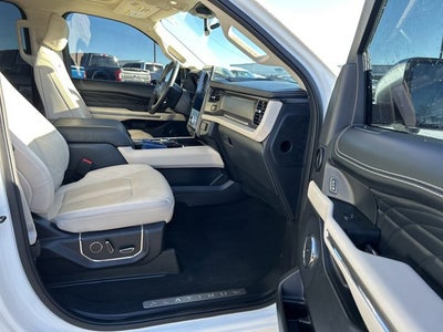 2023 Ford Expedition Max Platinum
