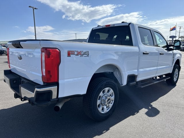 2024 Ford Super Duty F-350 SRW XLT