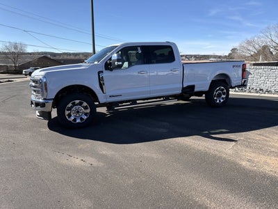 2026 Ford Super Duty F-350 SRW LARIAT