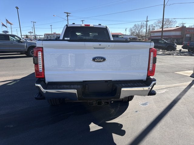 2026 Ford Super Duty F-350 SRW LARIAT