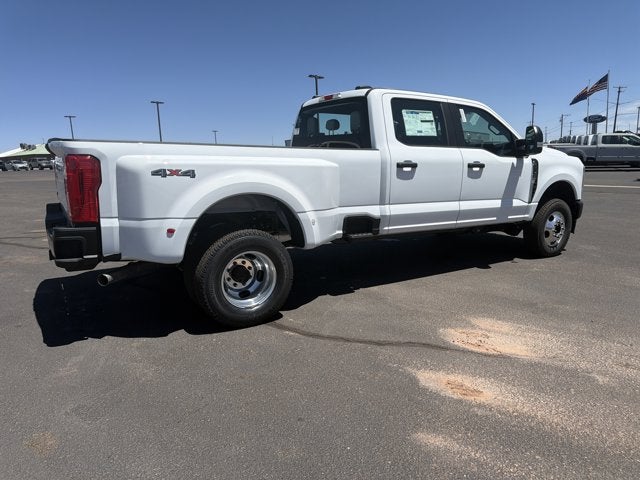 2026 Ford Super Duty F-350 DRW 1S