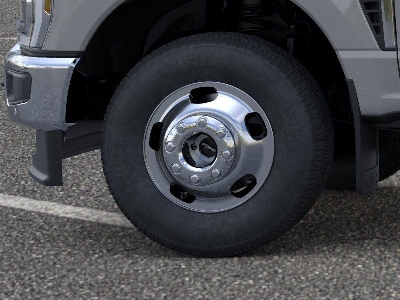 2026 Ford F-350SD Lariat DRW