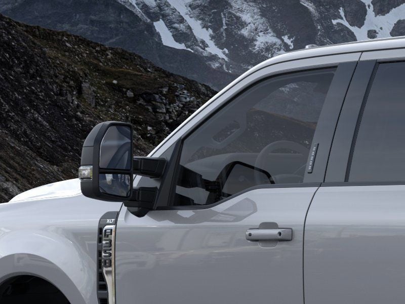 2026 Ford Super Duty F-350® XLT