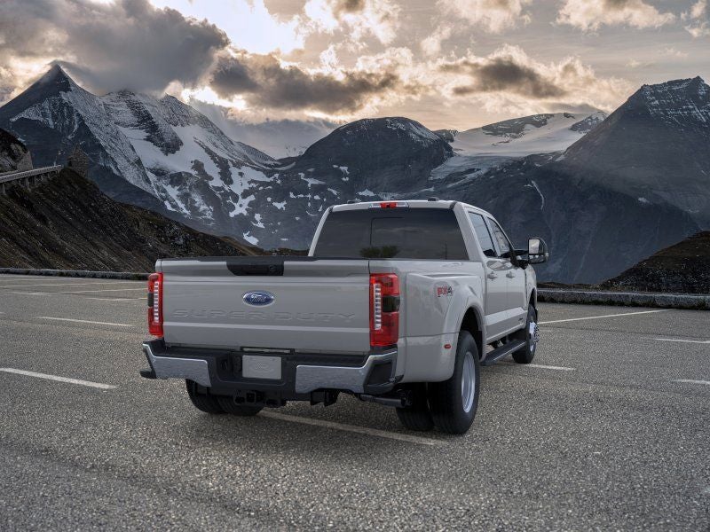 2026 Ford Super Duty F-350® XLT