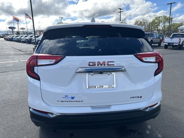 2024 GMC Terrain AT4