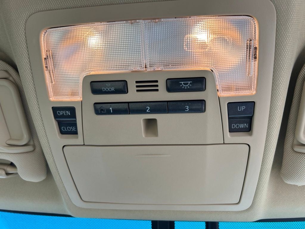 2015 Toyota Camry Hybrid XLE