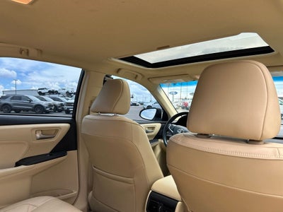 2015 Toyota Camry Hybrid XLE