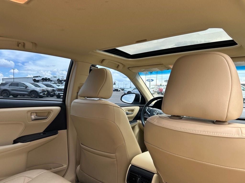2015 Toyota Camry Hybrid XLE