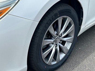 2015 Toyota Camry Hybrid XLE