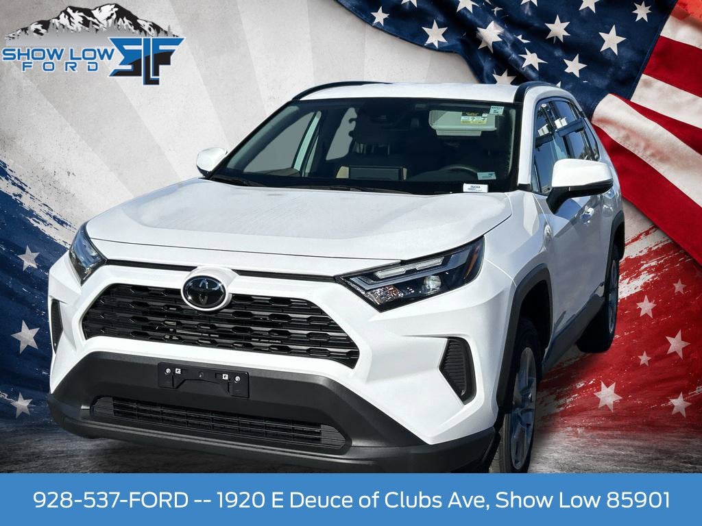 2025 Toyota RAV4 Hybrid XLE
