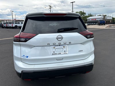 2025 Nissan Rogue SV