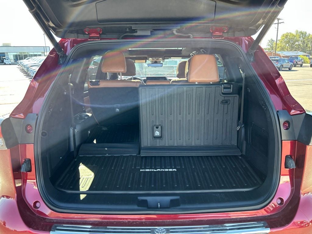 2022 Toyota Highlander Platinum