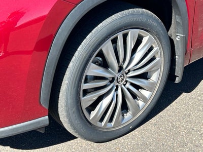2022 Toyota Highlander Platinum
